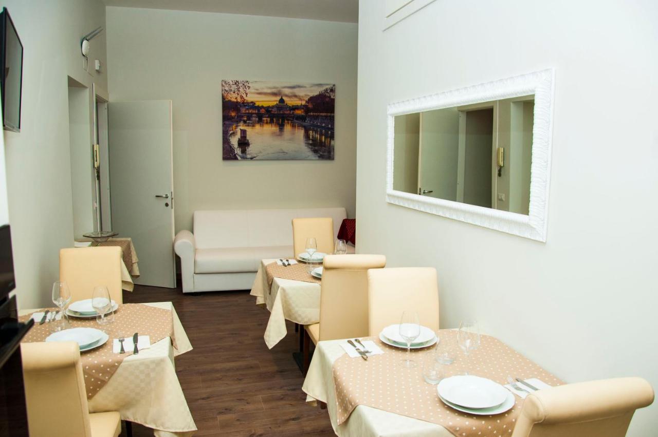 Holiday House Roma Vaticano Exterior foto